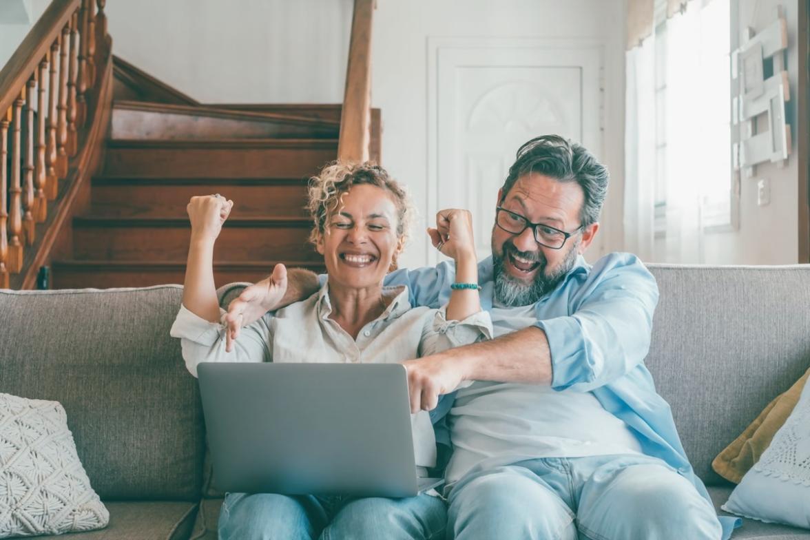 Financial data visualization and market trend analysis tools